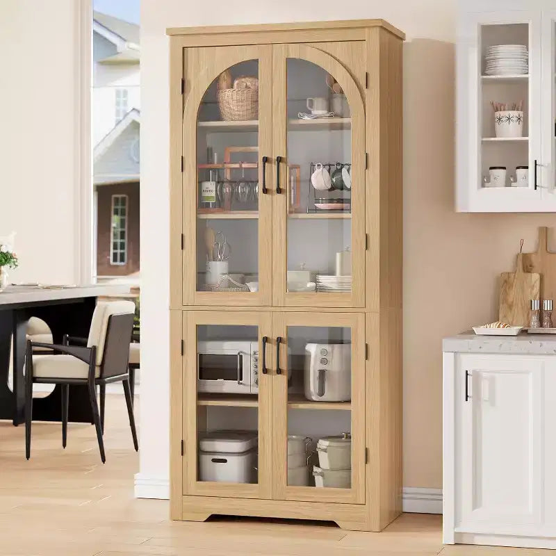 Alacena de despensa de 70" de altura, natural/blanco, con 4 puertas de cristal arqueado y estantes ajustables
