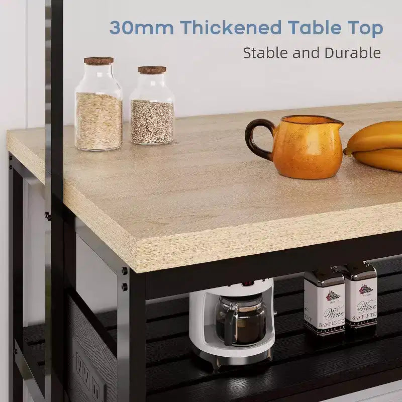 Mesa de isla de cocina de metal negro con estantes de 3 niveles y ganchos, con capacidad para 4 personas