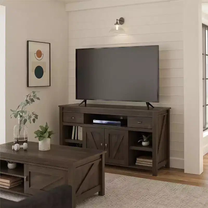 Mueble de TV con puerta corrediza de granero marrón para televisores de hasta 60 pulgadas
