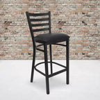 Taburete de bar con respaldo de escalera y estructura de metal negro, asiento multicolor — Juego de 2