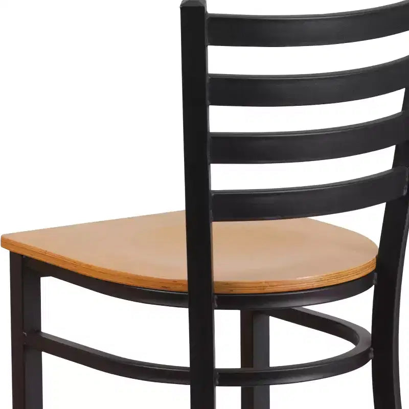 Taburete de bar con respaldo de escalera y estructura de metal negro, asiento multicolor — Juego de 2